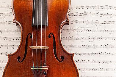 心理恐怖水下冒险游戏《冰冷深渊：导演剪辑版》现已上线Steam平台